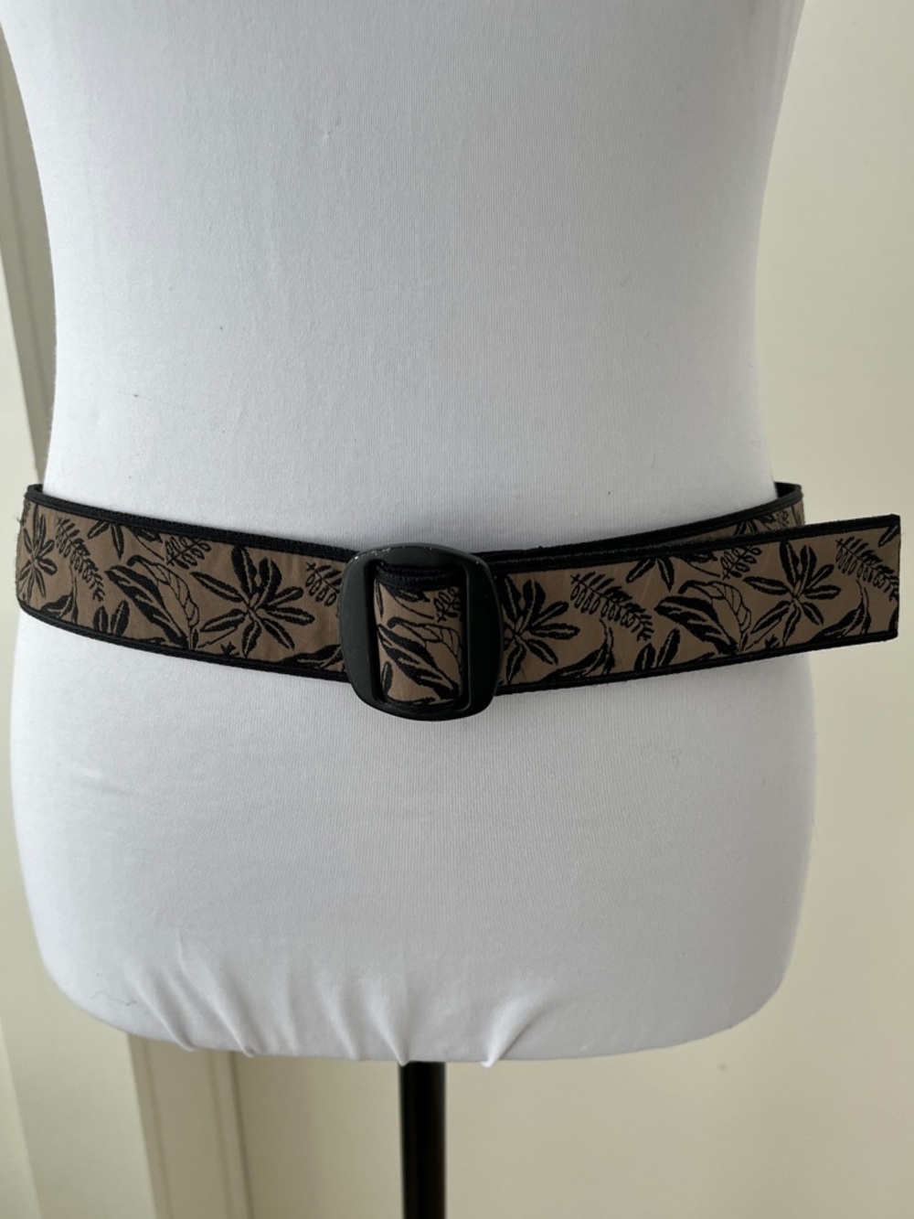 CABELA'S Fabric Belt Metal Buckle Botanical Design Adjustable Hiking Outdoors